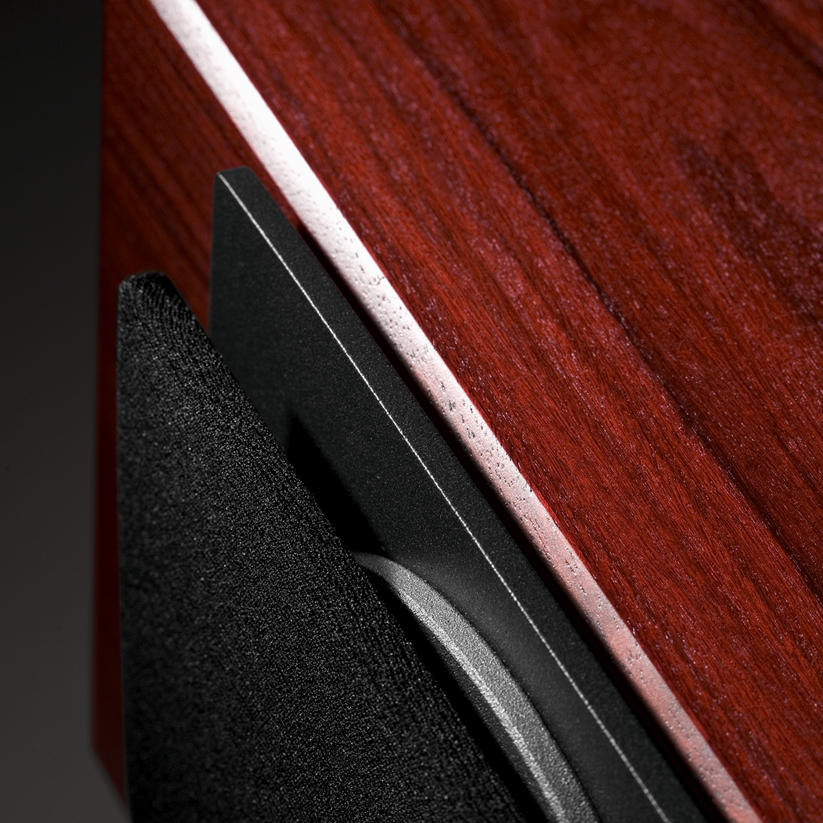Contour S C | Center | Elegance and engineering